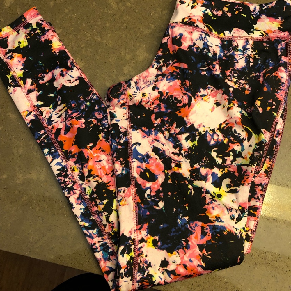 Fun Mossimo leggings, Medium